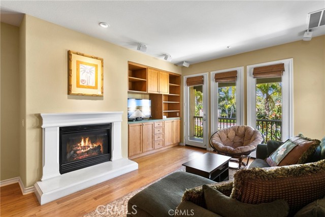 Front Image Thumbnail for CRNP26104574