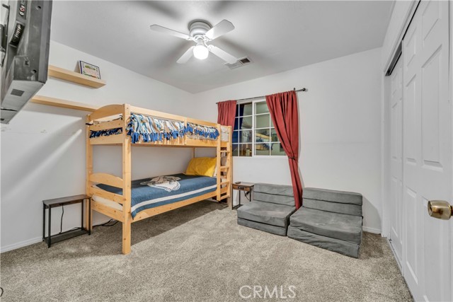 24261 Jacaranda Drive, Tehachapi CA: https://media.crmls.org/medias/2e450690-61fc-45cb-b91c-81cd316beed0.jpg