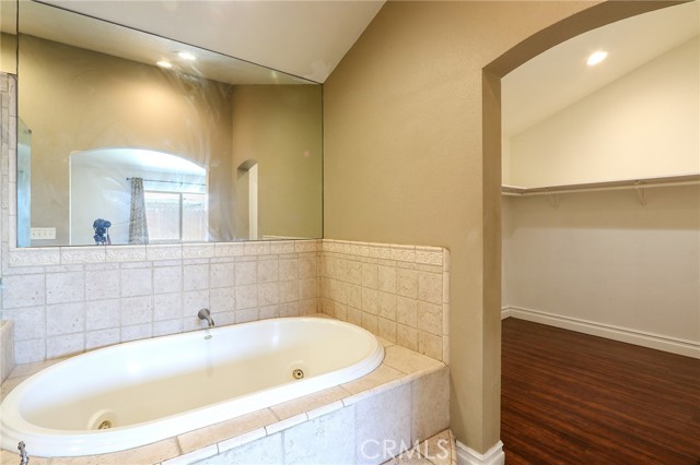 2857 S Desert Forest Avenue, Ontario CA: https://media.crmls.org/medias/2e45287e-6e49-40bd-93fc-cc776086dfa7.jpg