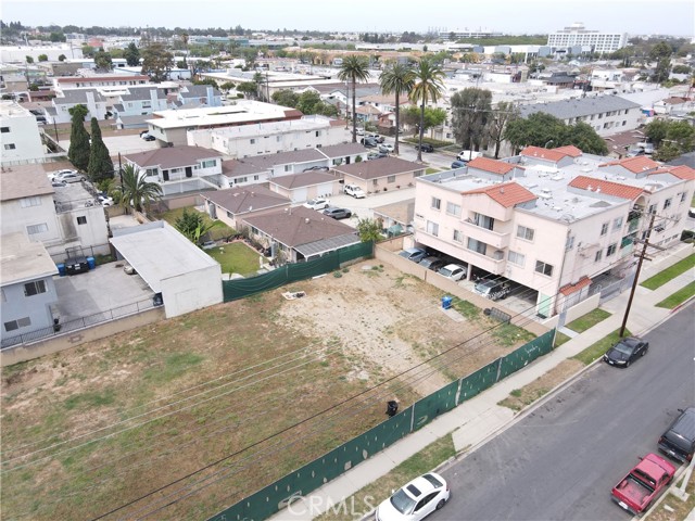 Image 2 of 9 For 21821 Harvard Boulevard