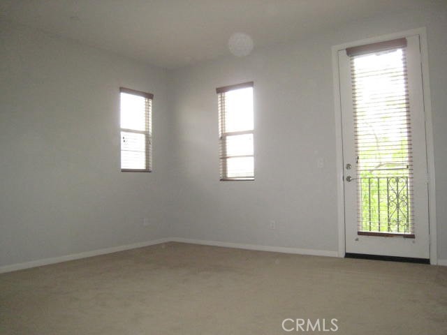 908 Grove Court, Claremont CA: https://media.crmls.org/medias/2e463c39-b095-413e-a9d6-1e940725fd31.jpg