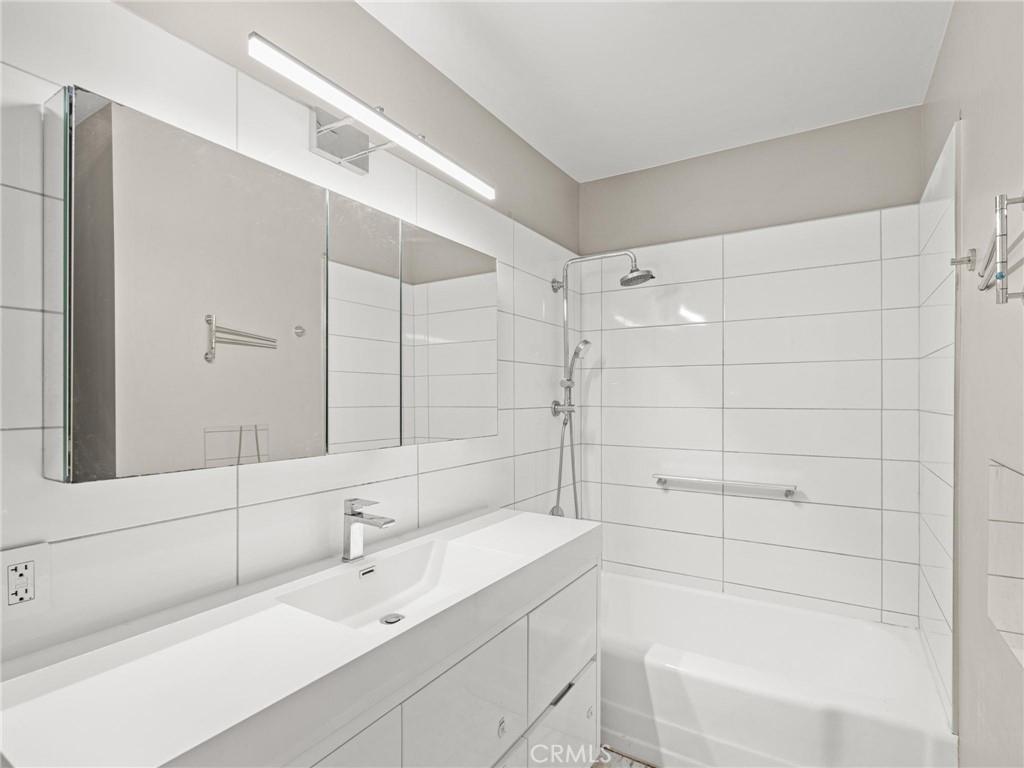 MLS #PV25101405 img 16