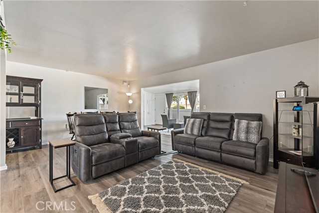 Detail Gallery Image 9 of 38 For 28466 Pebble Beach Dr, Menifee,  CA 92586 - 2 Beds | 2 Baths