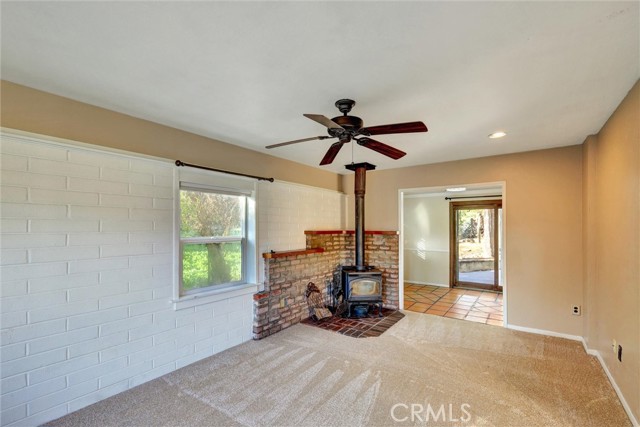 Detail Gallery Image 11 of 45 For 2428 Hutchison St, Vista,  CA 92084 - 3 Beds | 2/1 Baths