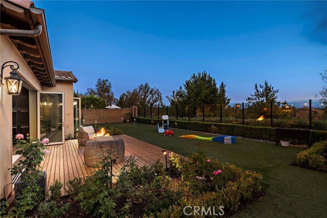 137 Sunset, Irvine CA: https://media.crmls.org/medias/2e481caa-19c4-4b2f-bd8f-bc16ab6259f7.jpg
