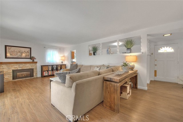 Detail Gallery Image 8 of 51 For 6252 Santa Rita, Garden Grove,  CA 92845 - 5 Beds | 3 Baths