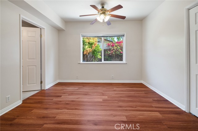 Detail Gallery Image 15 of 34 For 10530 Mcvine Ave, Sunland,  CA 91040 - 2 Beds | 2 Baths