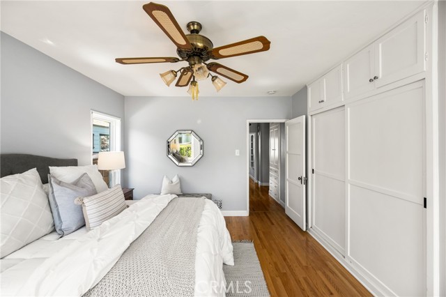 2412 Santiago Street, Santa Ana CA: https://media.crmls.org/medias/2e49a3a5-3afc-4070-a08f-5cdbb50eaac6.jpg