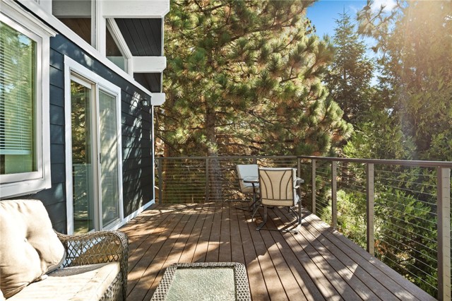 Detail Gallery Image 13 of 42 For 31600 City Creek Rd, Running Springs,  CA 92382 - 3 Beds | 2 Baths