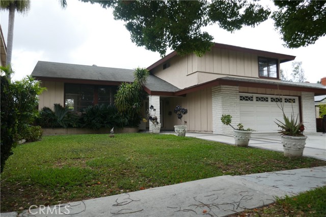 Image 1 of 4 For 3114 Rene  