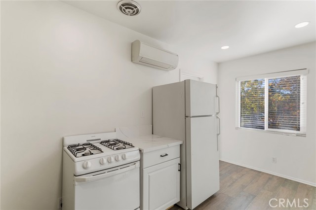 Detail Gallery Image 9 of 19 For 26 N Michigan St, Redlands,  CA 92373 - 2 Beds | 1 Baths