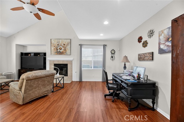 Detail Gallery Image 10 of 67 For 32797 Secretariat Ct, Menifee,  CA 92584 - 5 Beds | 4 Baths