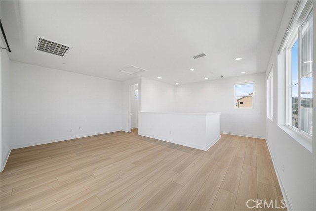 187 yugen, Irvine CA: https://media.crmls.org/medias/2e4d57f0-c8db-4252-8399-7a8b2cdaaf4a.jpg