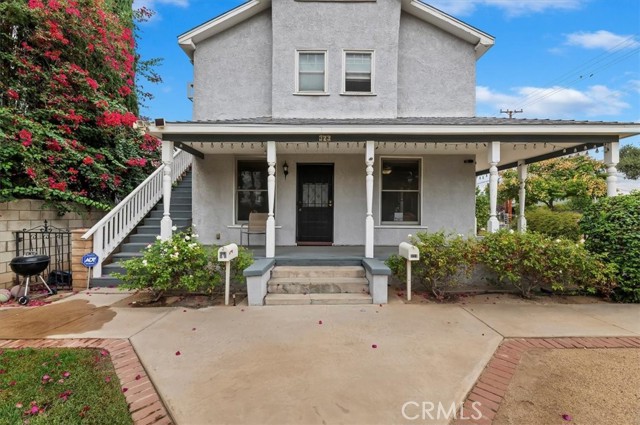 Detail Gallery Image 3 of 34 For 323 E Colton, Redlands,  CA 92374 - 3 Beds | 2 Baths