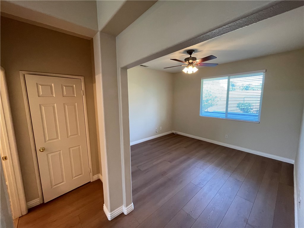 Detail Gallery Image 12 of 64 For 38489 Clearbrook Dr, Murrieta,  CA 92563 - 4 Beds | 3/1 Baths