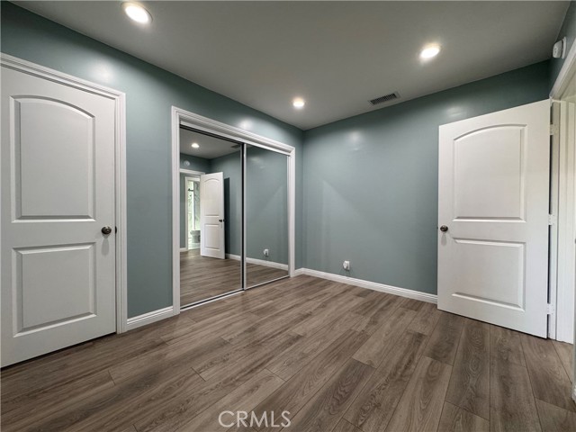 Detail Gallery Image 11 of 26 For 7611 Bloomington Ave, Burbank,  CA 91504 - 3 Beds | 2 Baths