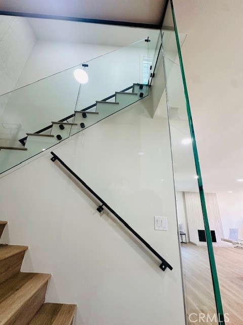 Detail Gallery Image 21 of 56 For 2440 Ostrom, Long Beach,  CA 90815 - 4 Beds | 3 Baths