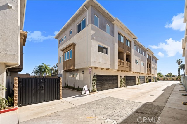 Detail Gallery Image 29 of 33 For 7692 9th St #106,  Buena Park,  CA 90621 - 3 Beds | 2/1 Baths