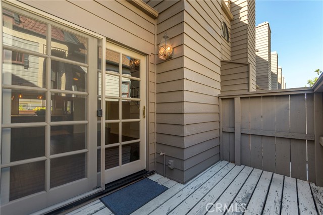 773 South Marengo Avenue, 3 photo 35