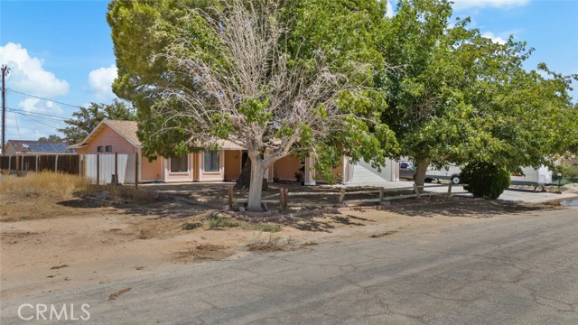 Detail Gallery Image 15 of 56 For 9825 Sally Ave, California City,  CA 93505 - 3 Beds | 2 Baths