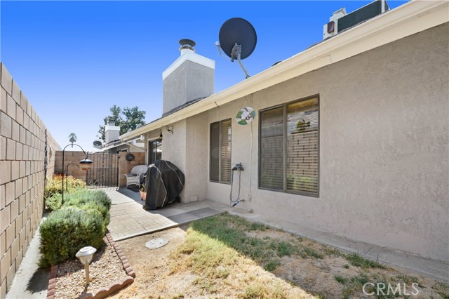 1355 Freedom Way, San Jacinto CA: https://media.crmls.org/medias/2e504d3d-a15a-4f19-a70c-281abba54379.jpg