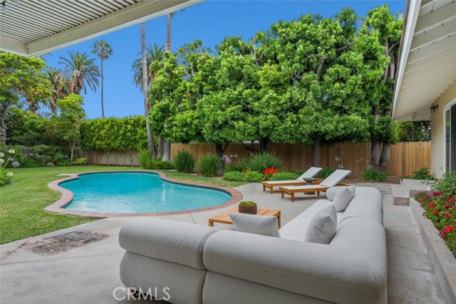 2205 Rocky Point, Palos Verdes Peninsula, California 90274, 4 Bedrooms Bedrooms, 0 ,2 BathroomsBathrooms,Residential,For Sale,Rocky Point,0,PV26123948 2205 Rocky Point, Palos Verdes Peninsula, California 90274, 4 Bedrooms Bedrooms, 0 ,2 BathroomsBathrooms,Residential,For Sale,Rocky Point,0,PV26123948
