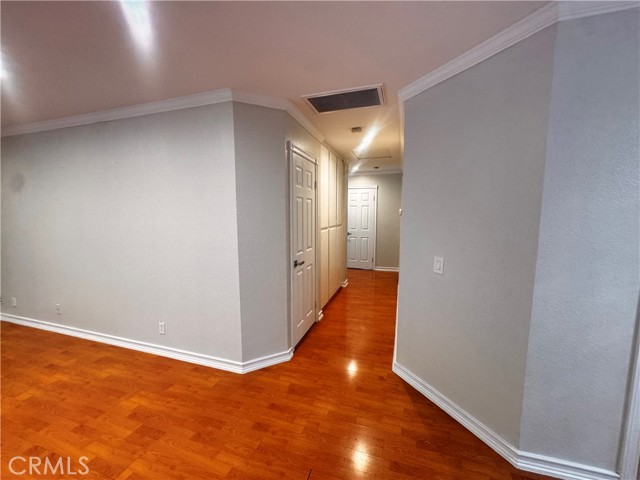 MLS #CV25226879 image #8