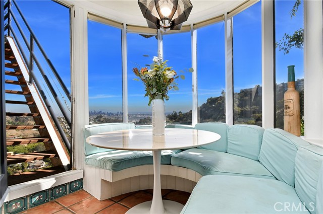 Detail Gallery Image 13 of 40 For 8383 Wyndham Rd, Los Angeles,  CA 90046 - 3 Beds | 2/1 Baths