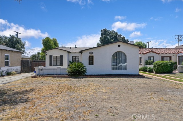 676 W Orange Grove Ave, Pomona, CA 91768