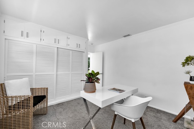 5217 Canoga Avenue, Woodland Hills CA: https://media.crmls.org/medias/2e50bf74-99e7-4440-ac14-d0b2a95629da.jpg
