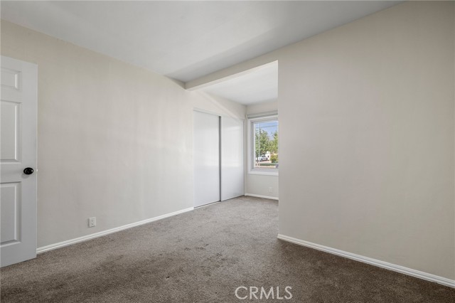 2109 N Dymond Street, Burbank CA: https://media.crmls.org/medias/2e50c5a2-1631-4ca4-a801-7a418edc7826.jpg