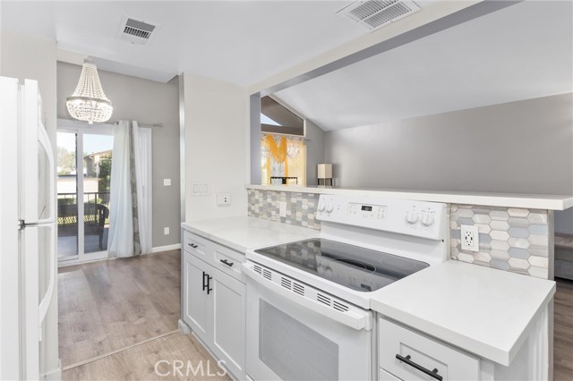 Detail Gallery Image 15 of 28 For 2056 Teak Ct, San Bernardino,  CA 92404 - 2 Beds | 1 Baths