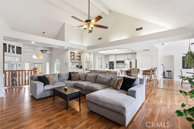 Detail Gallery Image 9 of 52 For 40484 Goldside Dr, Oakhurst,  CA 93644 - 4 Beds | 3 Baths