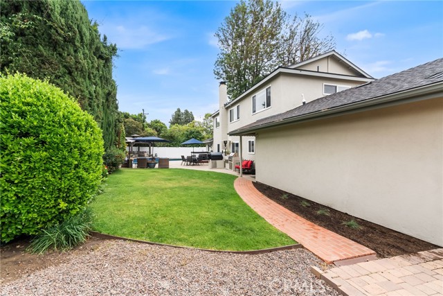 1161 Ravencrest Road, North Tustin CA: https://media.crmls.org/medias/2e530742-a5dc-4f96-b227-db49ece257c4.jpg