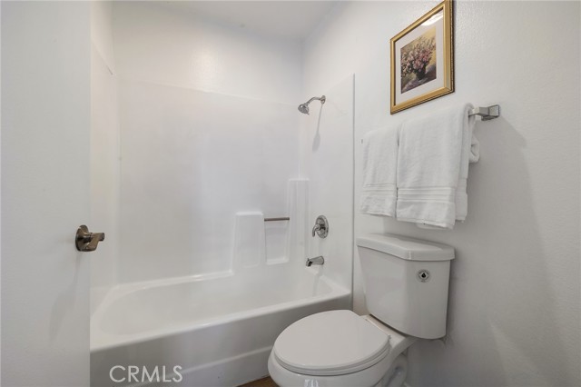 7038 De Celis Place, Van Nuys CA: https://media.crmls.org/medias/2e5357c9-adf3-4b31-b892-e06fb243da6f.jpg