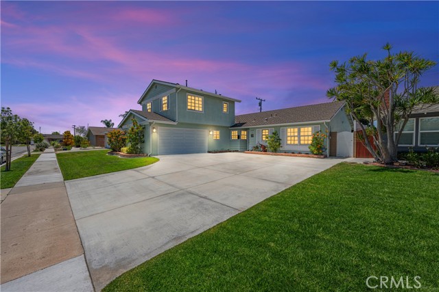 15291 Newcastle Lane, Huntington Beach CA: https://media.crmls.org/medias/2e54995b-a2a0-4998-8e68-b2f3deb3eee3.jpg