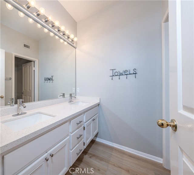 Detail Gallery Image 23 of 35 For 12430 N Lacoste, Tustin,  CA 92782 - 3 Beds | 2/1 Baths