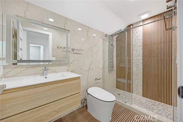 20101 Greenbriar Drive, Tarzana CA: https://media.crmls.org/medias/2e5552eb-9c77-4f42-8eb7-a20935a54236.jpg
