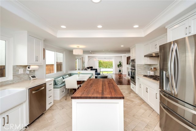 1720 Oak Avenue, Manhattan Beach, California 90266, 4 Bedrooms Bedrooms, ,4 BathroomsBathrooms,Residential,Sold,Oak,SB22020693