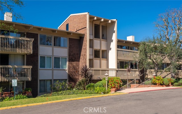 6542 Ocean Crest Drive, Rancho Palos Verdes, California 90275, 2 Bedrooms Bedrooms, ,2 BathroomsBathrooms,Residential,Sold,Ocean Crest,PV22231818