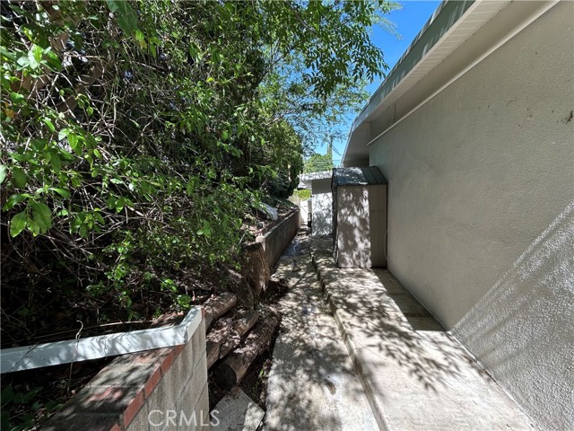 Detail Gallery Image 25 of 30 For 24010 Hatteras, Woodland Hills,  CA 91367 - 4 Beds | 2 Baths