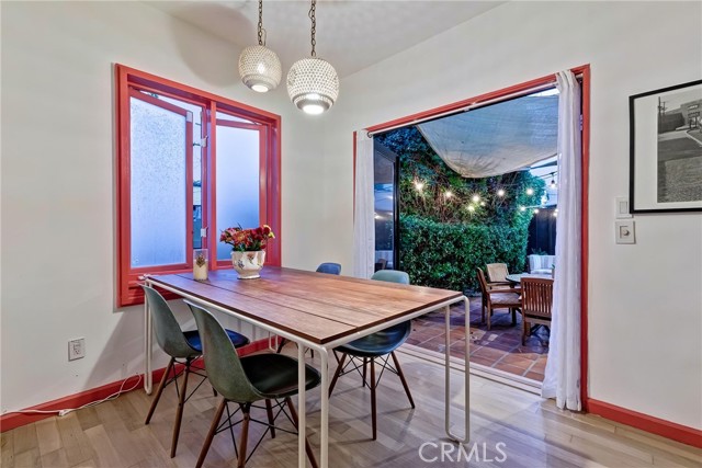 Detail Gallery Image 11 of 72 For 532 Rialto Ave, Venice,  CA 90291 - 3 Beds | 2 Baths