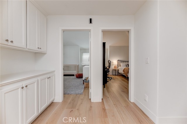 Detail Gallery Image 26 of 42 For 1924 Ruhland Ave #B,  Redondo Beach,  CA 90278 - 3 Beds | 2/1 Baths