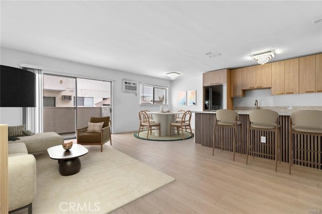960 Larrabee ST Unit: 120