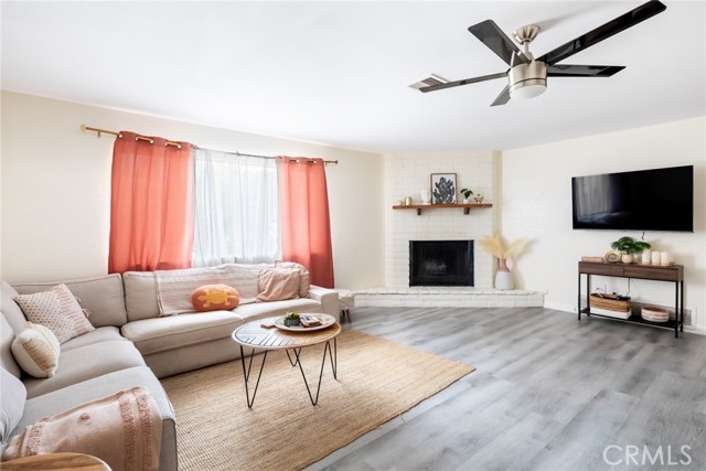 57966 El Dorado Drive, Yucca Valley CA: https://media.crmls.org/medias/2e584fa3-b092-4631-b0fd-6283ef5ca09d.jpg