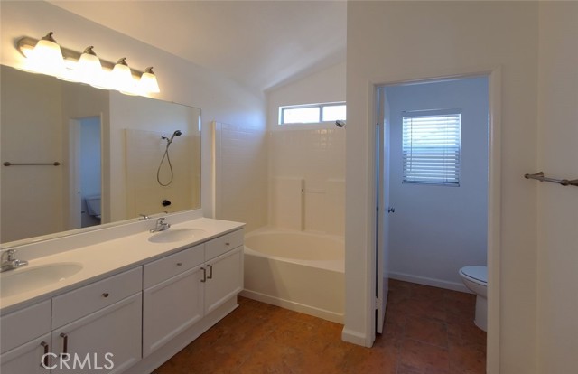 Detail Gallery Image 30 of 40 For 951 Acorn Ln, Corona,  CA 92878 - 3 Beds | 2/1 Baths