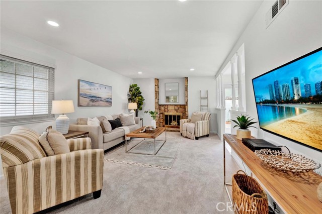 Detail Gallery Image 6 of 22 For 2744 N Ashwood St, Orange,  CA 92865 - 3 Beds | 2 Baths