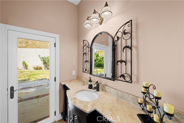 Detail Gallery Image 33 of 41 For 9 Zanja Ln, Bell Canyon,  CA 91307 - 4 Beds | 4/1 Baths