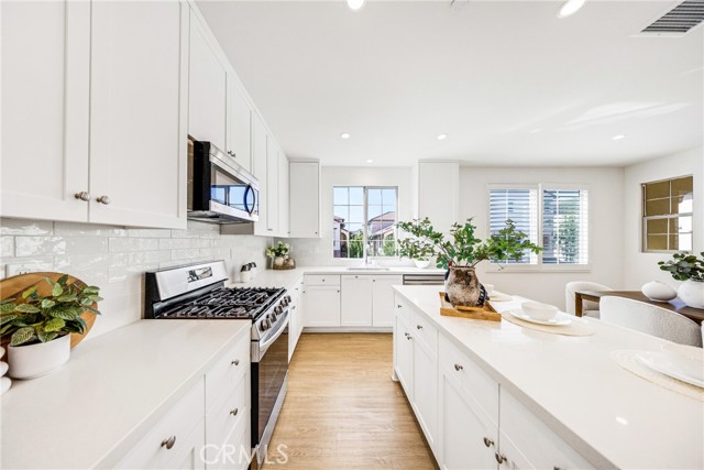 Detail Gallery Image 22 of 44 For 716 Spring Garden, Irvine,  CA 92618 - 3 Beds | 2/1 Baths