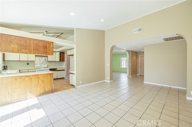 Detail Gallery Image 16 of 31 For 45219 Thornwood Ave, Lancaster,  CA 93534 - 3 Beds | 2 Baths